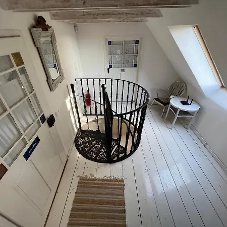 Dom Po Schodkach Villa *