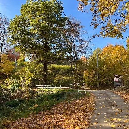 Dom Po Schodkach * Wlen