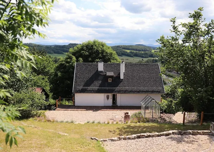 Dom Po Schodkach Villa *