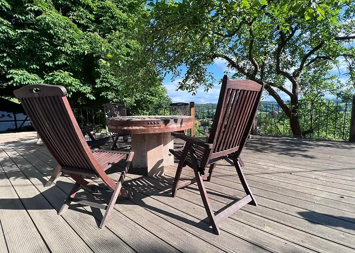 Dom Po Schodkach * Wlen