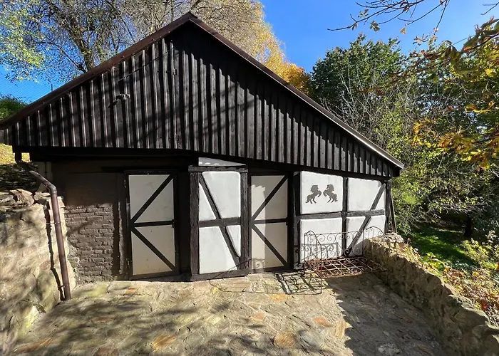 Dom Po Schodkach * Wlen