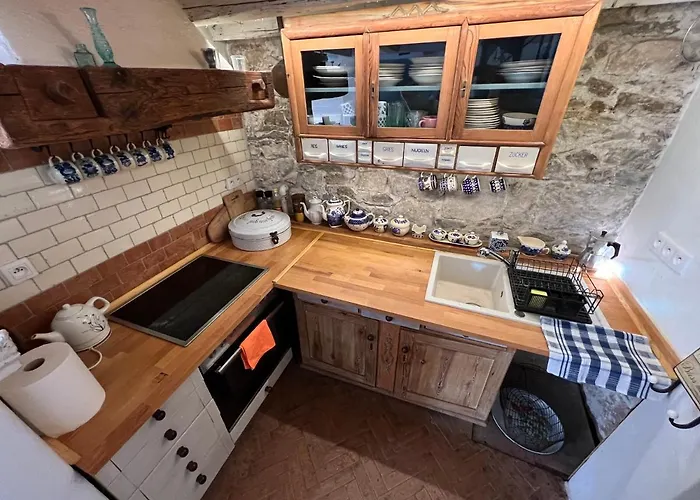 Dom Po Schodkach * Wlen