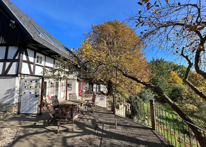 Dom Po Schodkach * Wlen